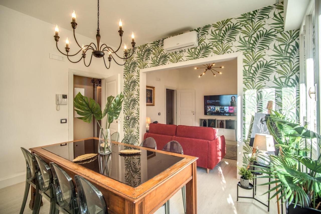 Aweshomeitaly - White Mirrors Apartamento *